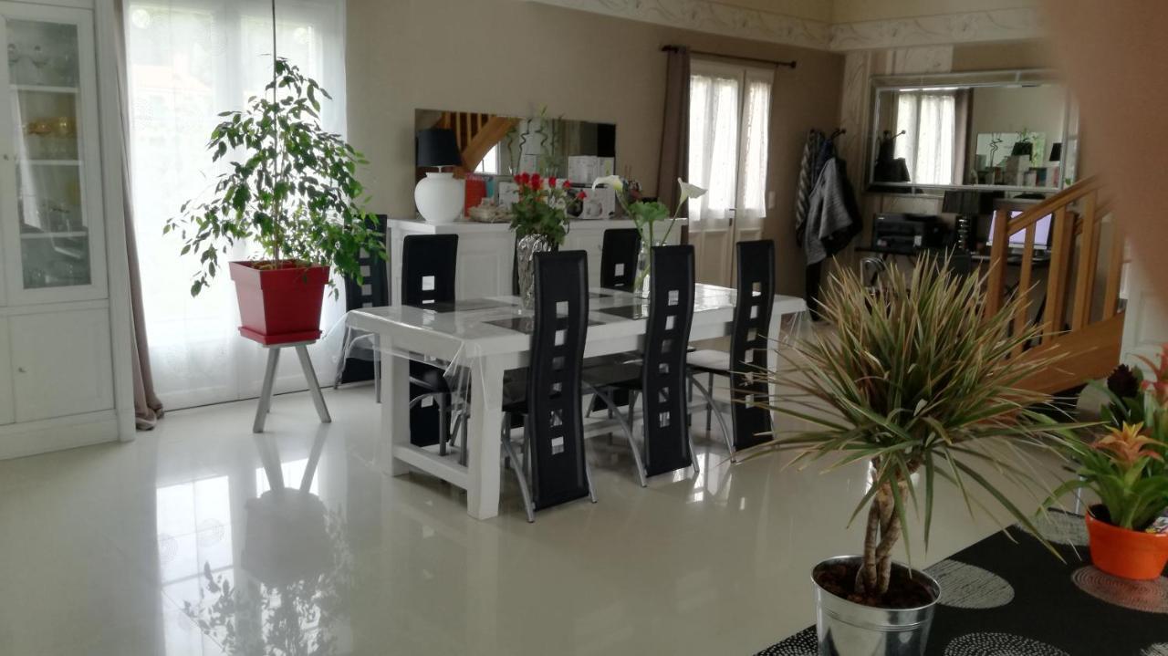 Le Logis Du Marais Bed and Breakfast Les Magnils-Reigniers Buitenkant foto