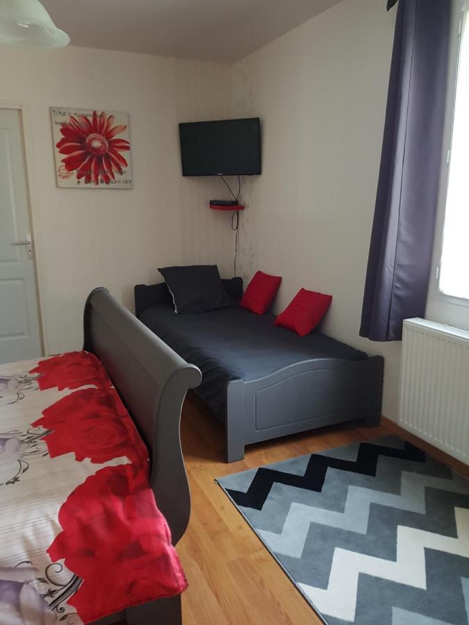 Le Logis Du Marais Bed and Breakfast Les Magnils-Reigniers Buitenkant foto