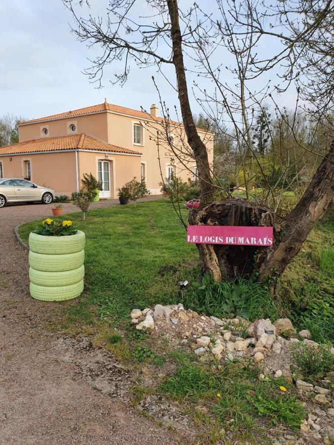 Le Logis Du Marais Bed and Breakfast Les Magnils-Reigniers Buitenkant foto