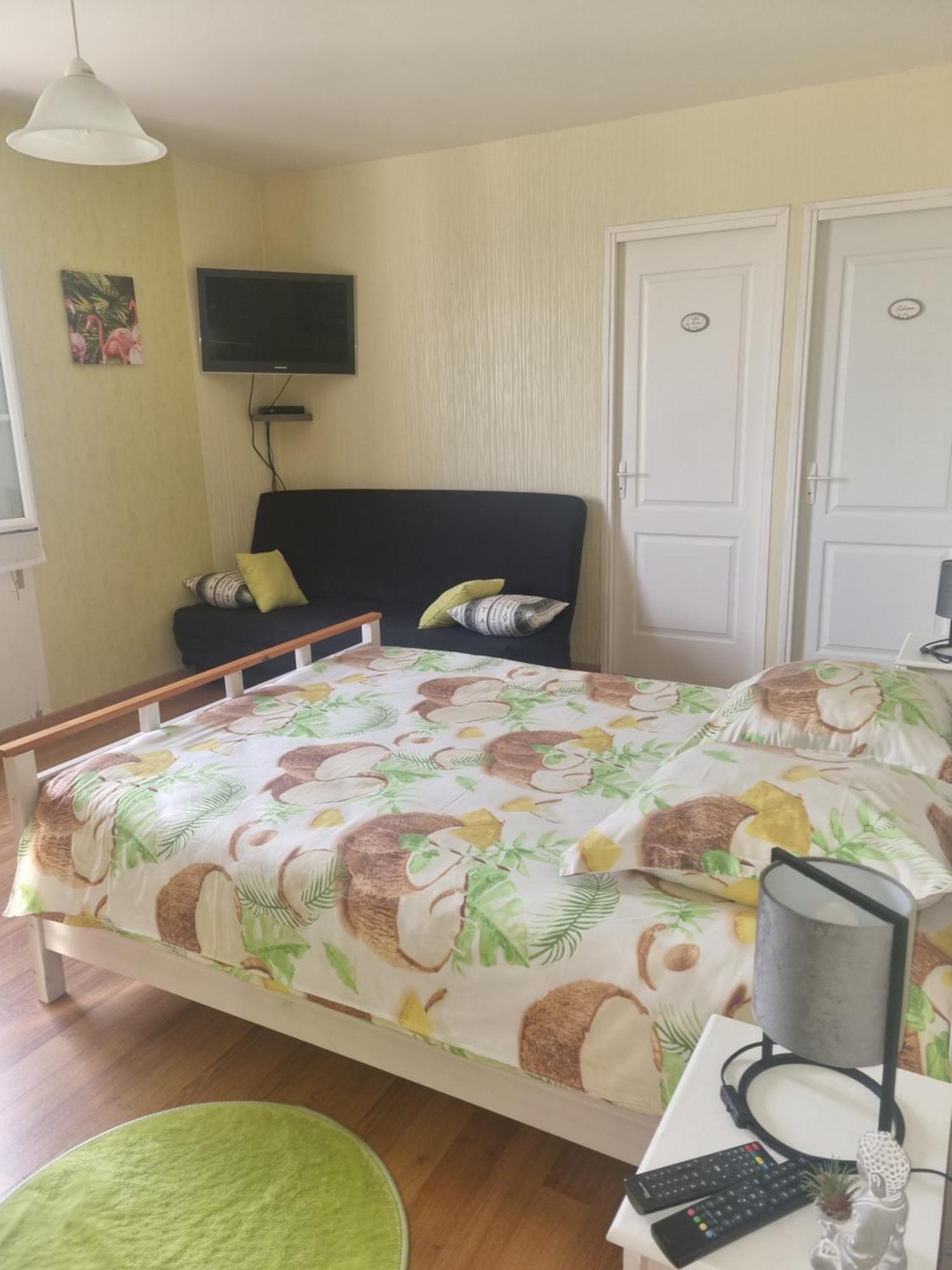 Le Logis Du Marais Bed and Breakfast Les Magnils-Reigniers Buitenkant foto